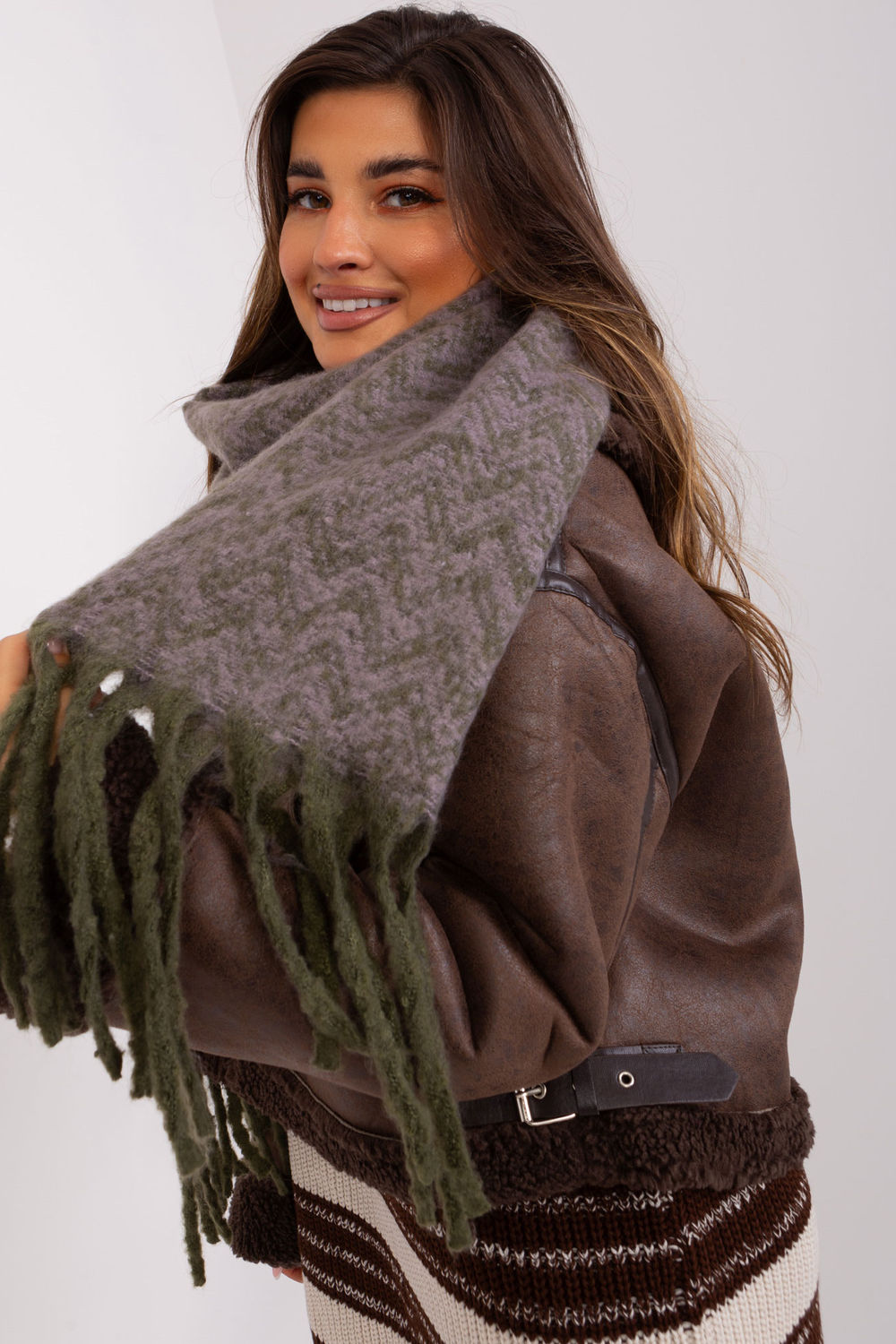 Scarf model 189236 AT