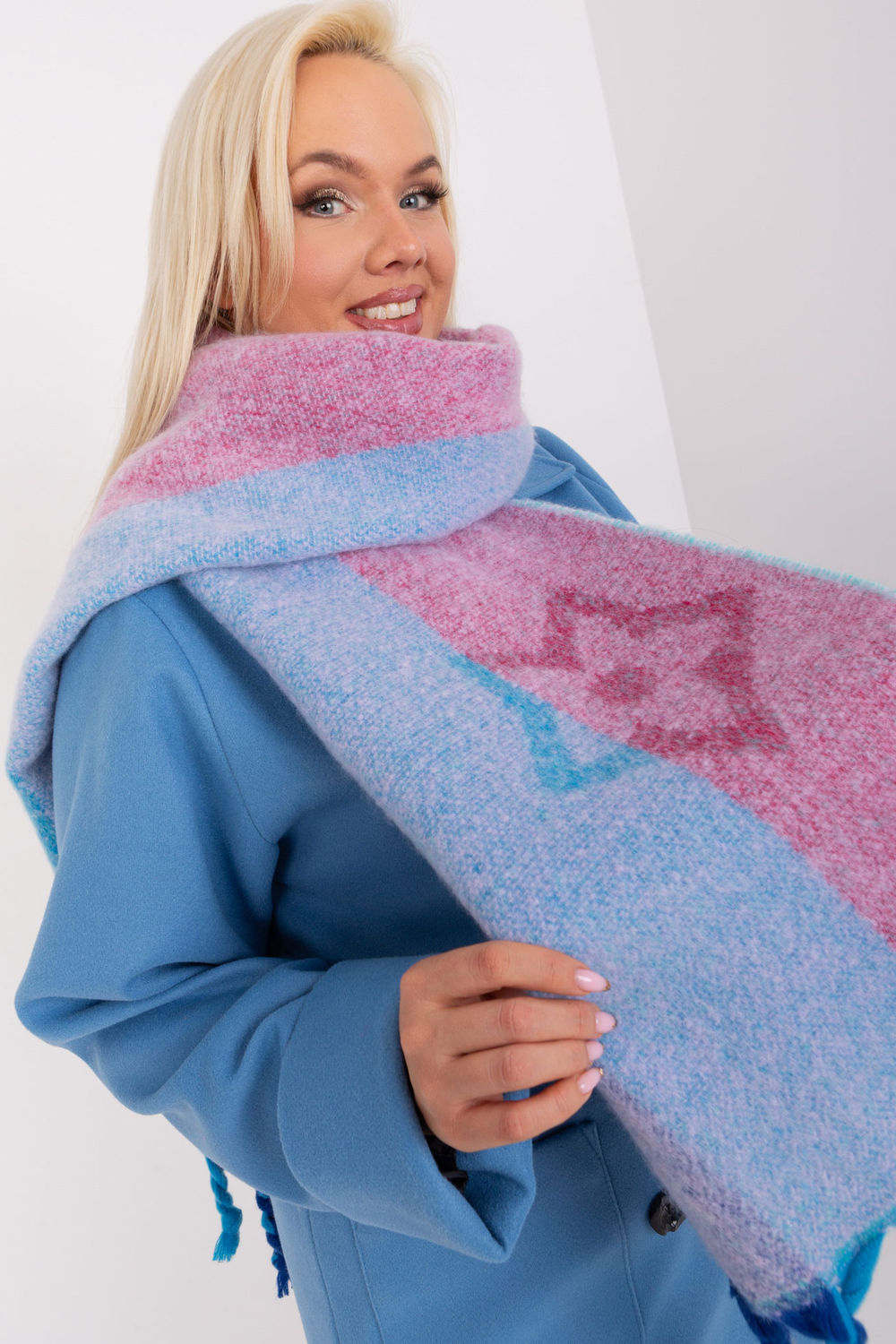 Scarf model 190550 AT