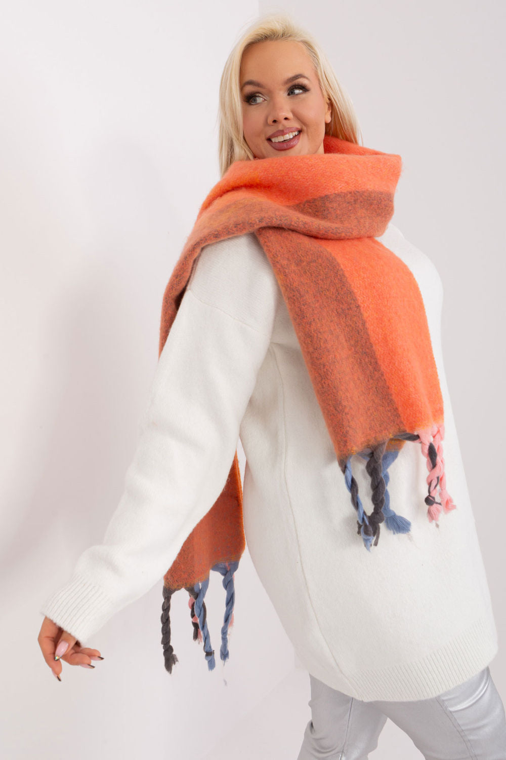 Scarf model 190551 AT