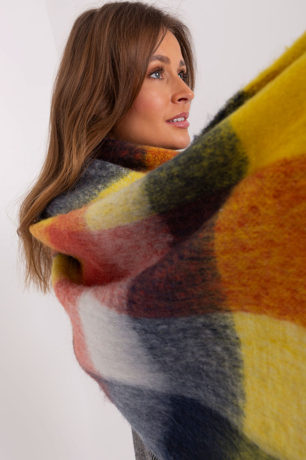 Scarf model 191705 AT