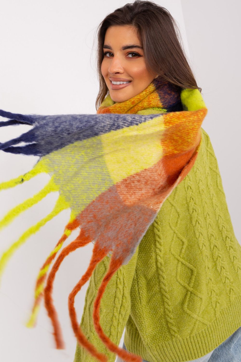 Scarf model 191724 AT