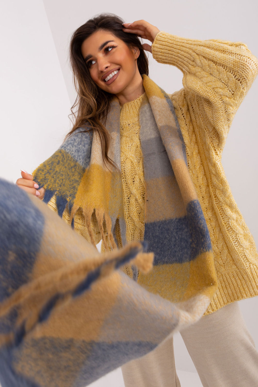 Scarf model 191726 AT