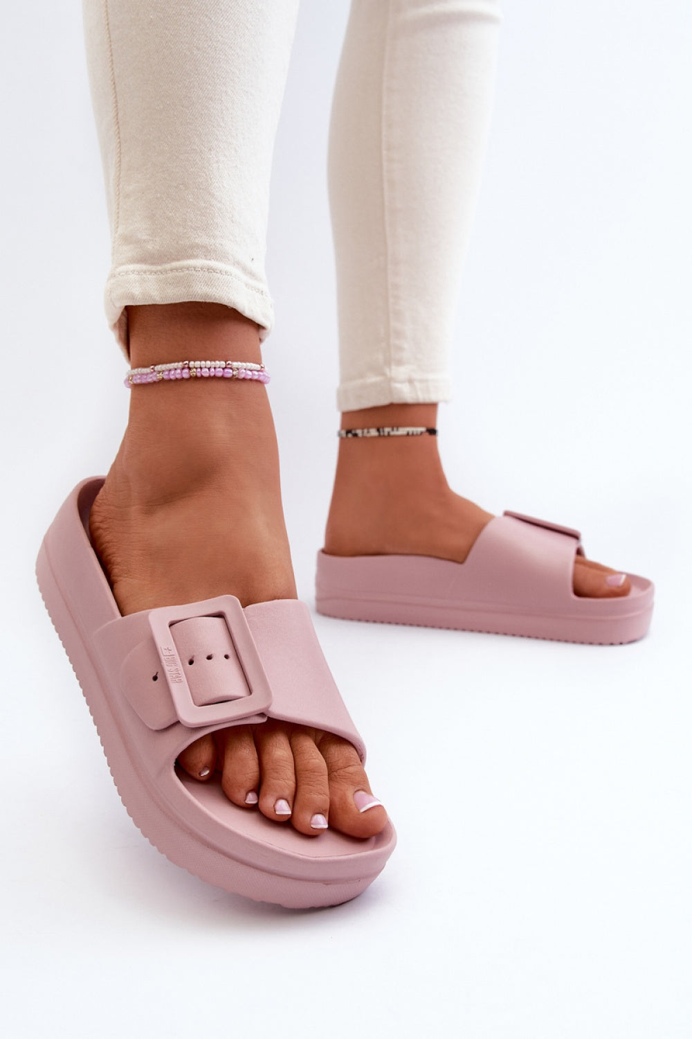 Mules model 194985 Step in style