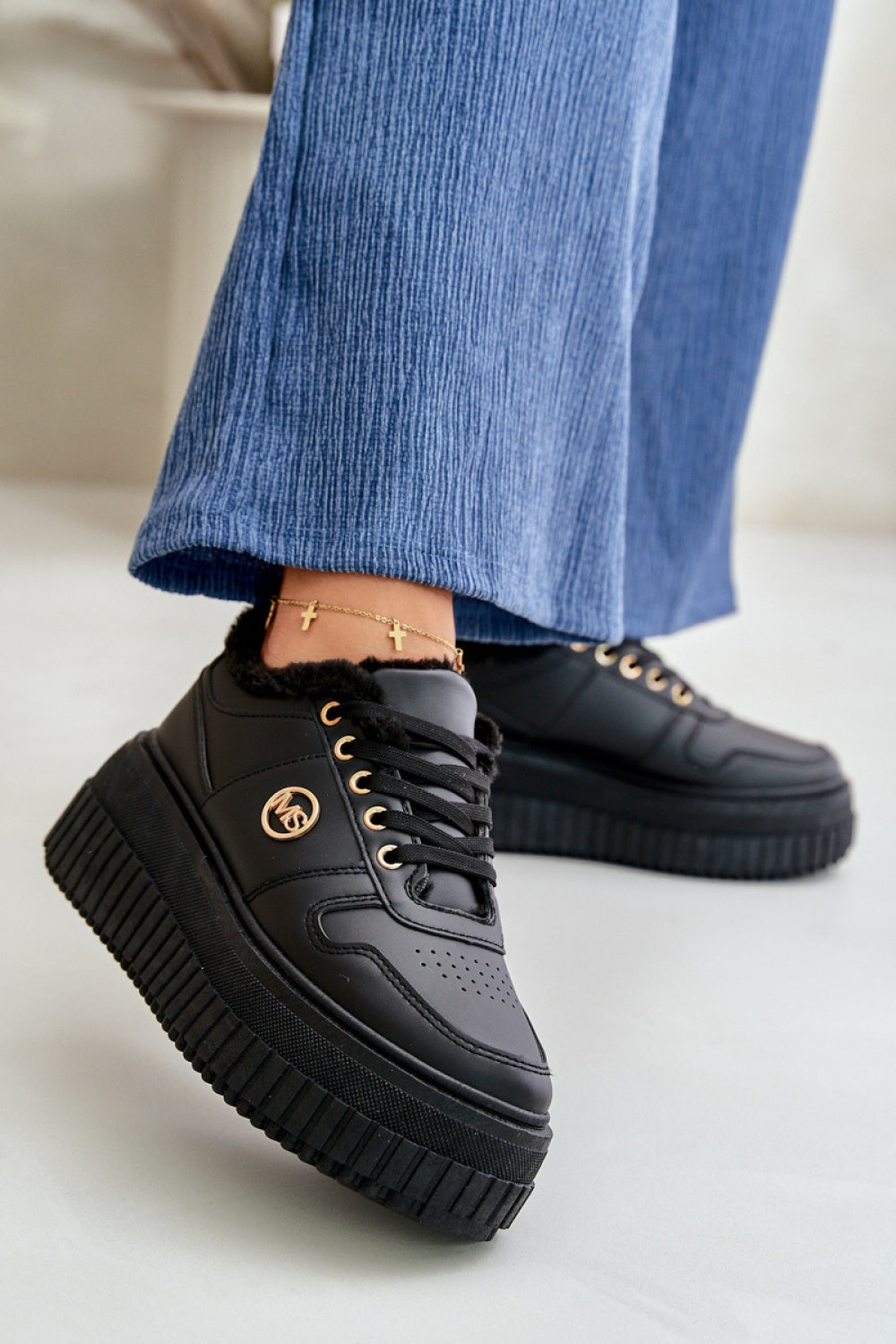 Sports shoes model 199886 Step in style