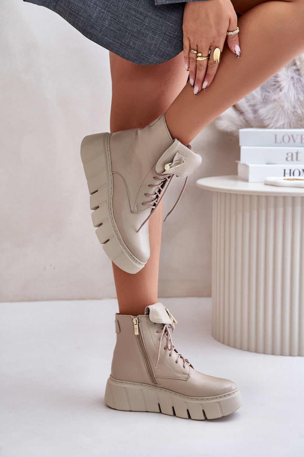 Platform ankle boots model 201184 Step in style