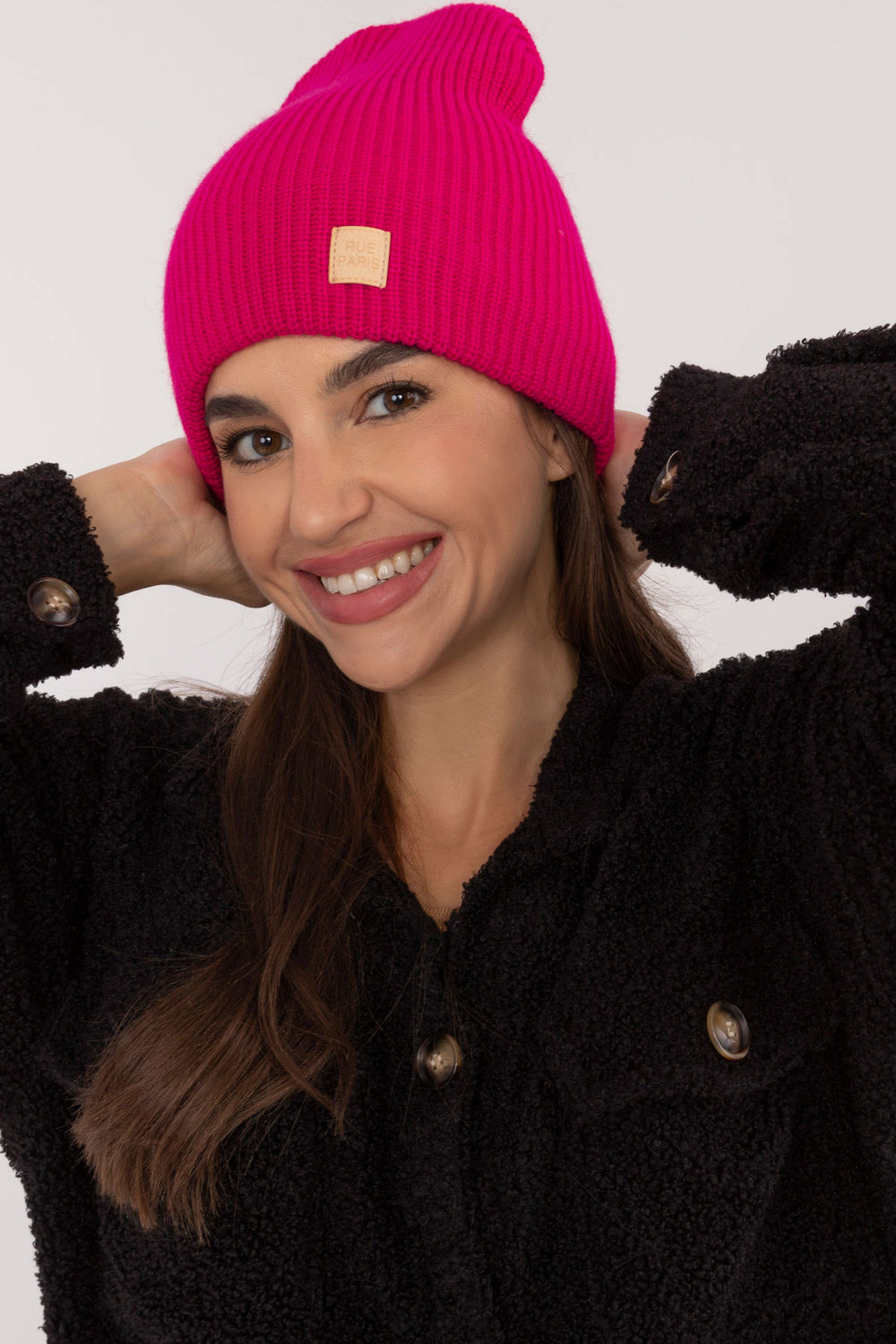 Beanie model 201427 Rue Paris