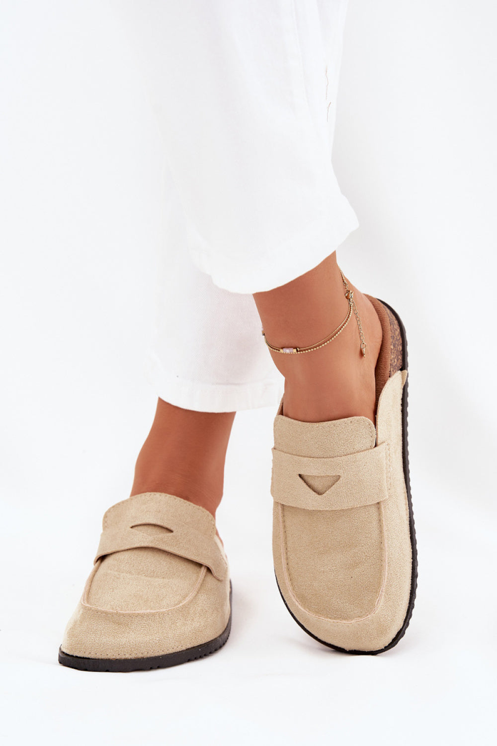 Slippers model 216372 Step in style