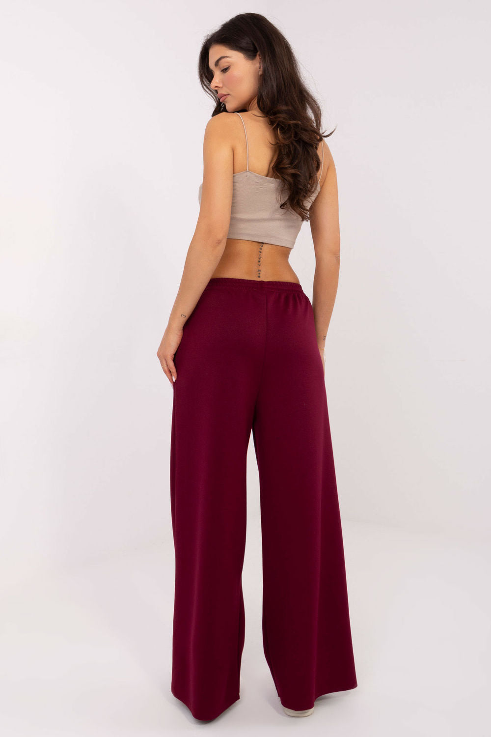 Sportanzug Hosen model 218434 Italy Moda
