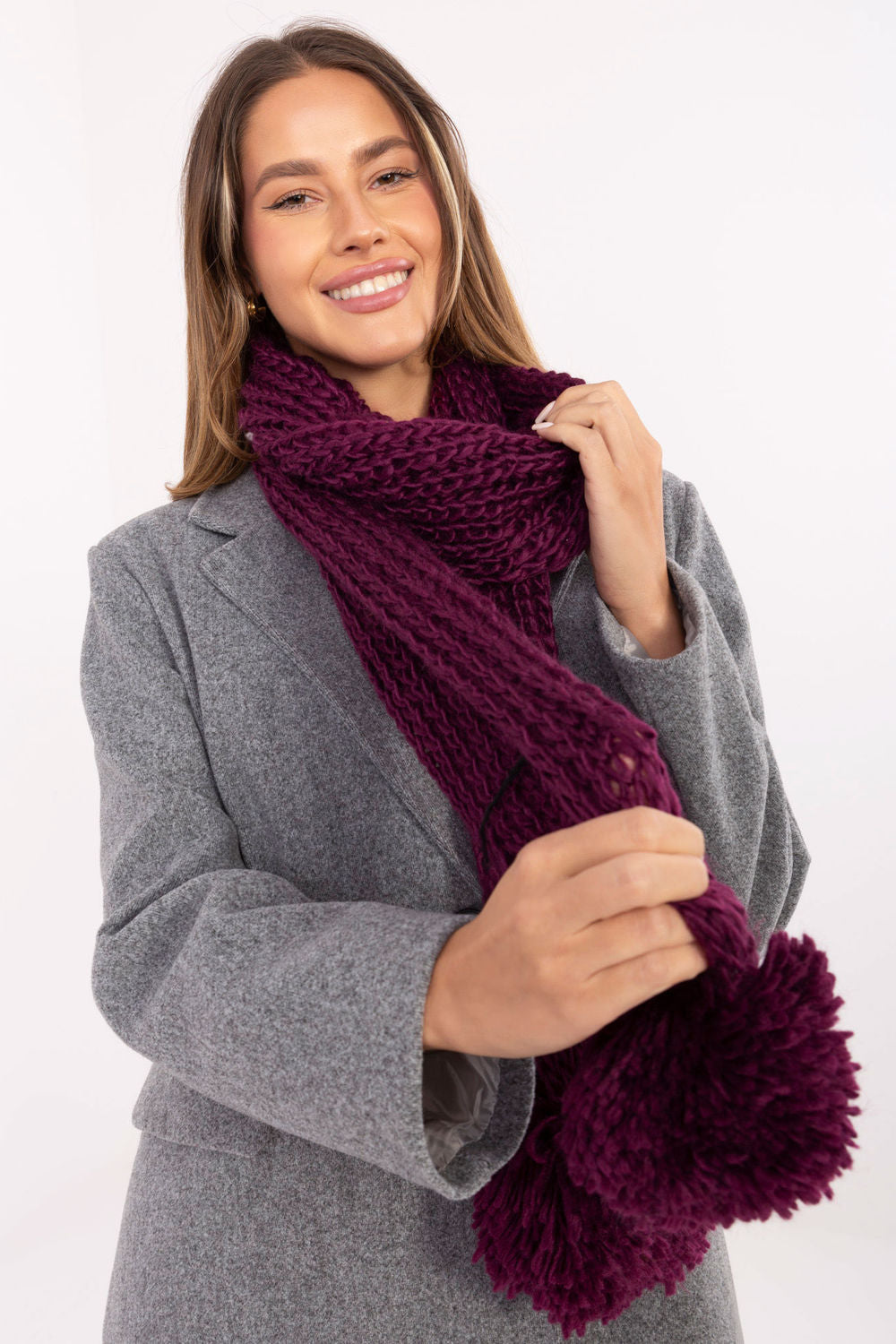 Scarf model 220395 AT