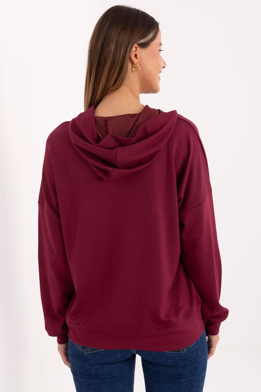 Sweater model 220418 Relevance