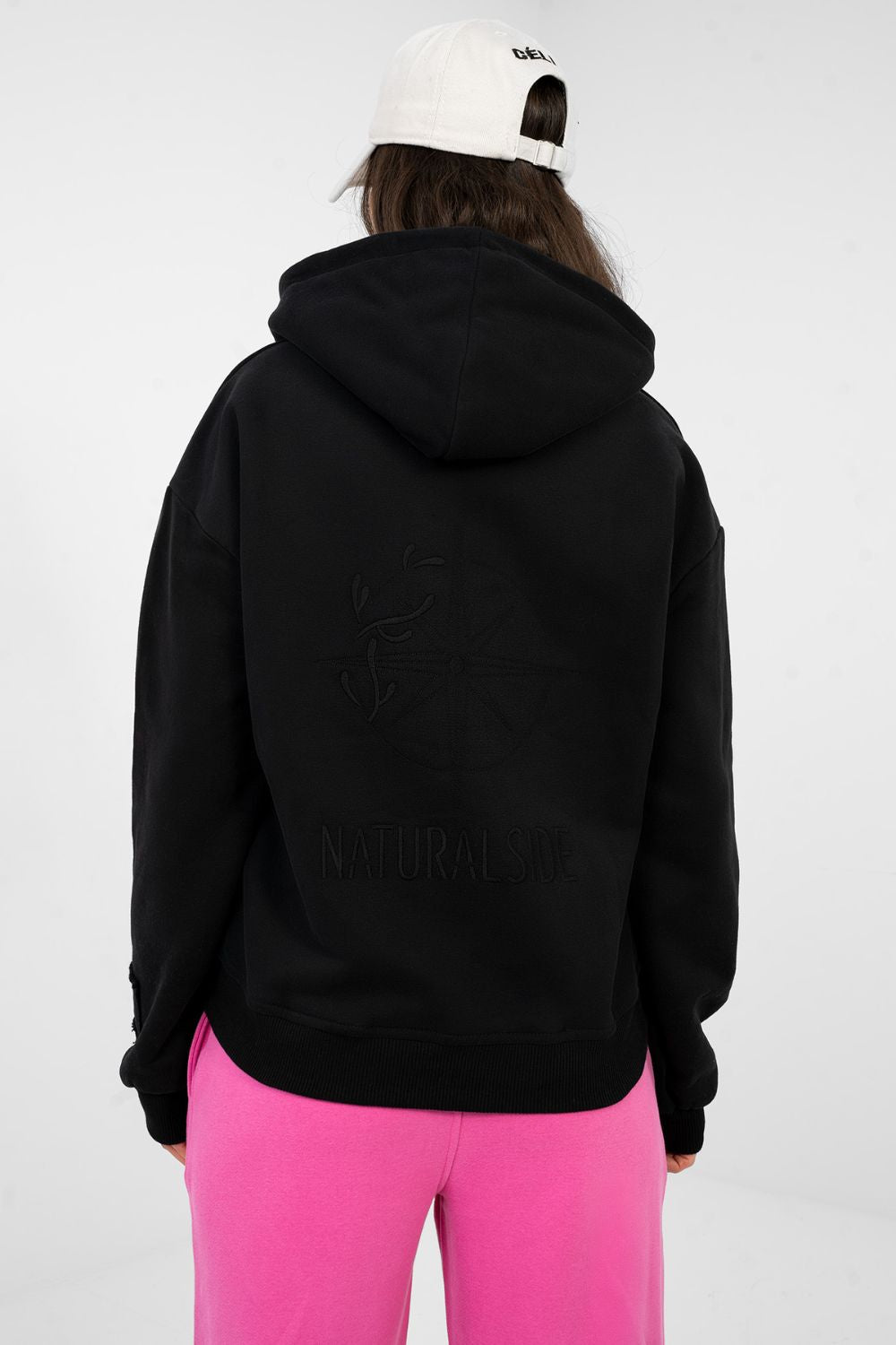 Sweater model 224115 Factory Price