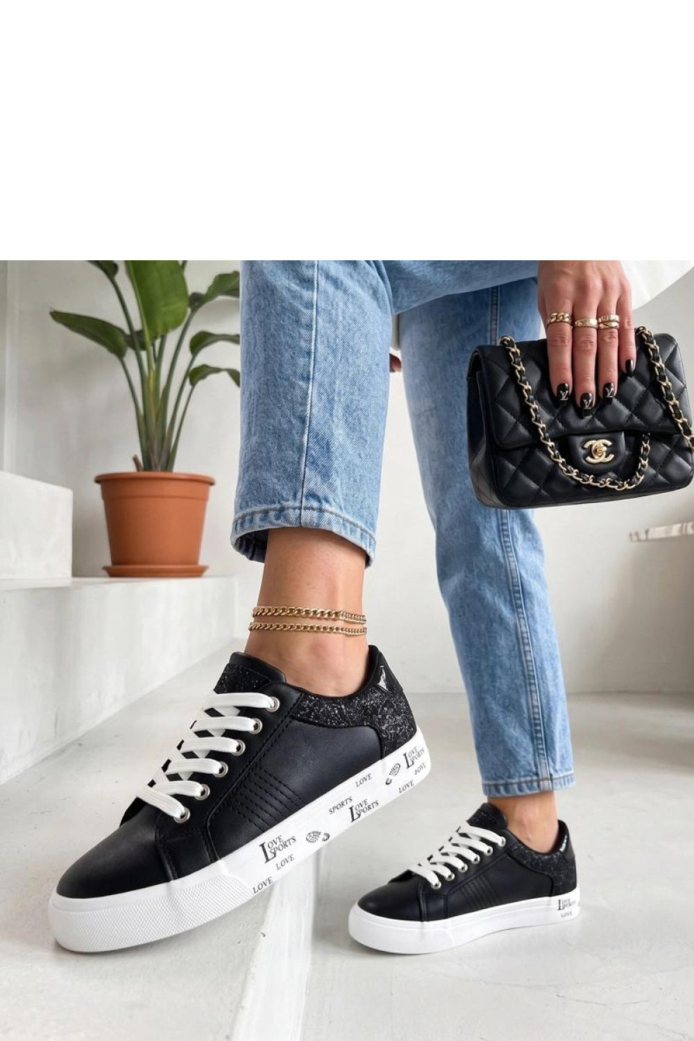 Sportliche Schuhe auf Plattform model 228199 Solea