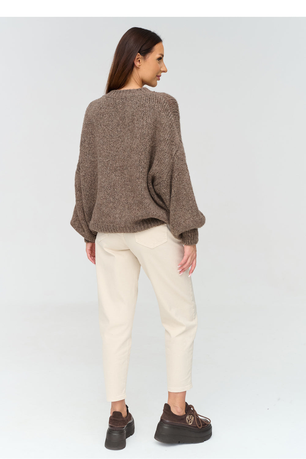 Pullover model 231986 Makadamia