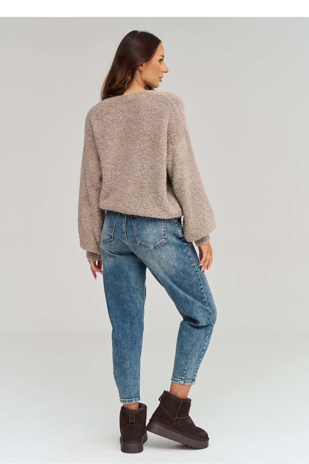 Pullover model 232005 Makadamia