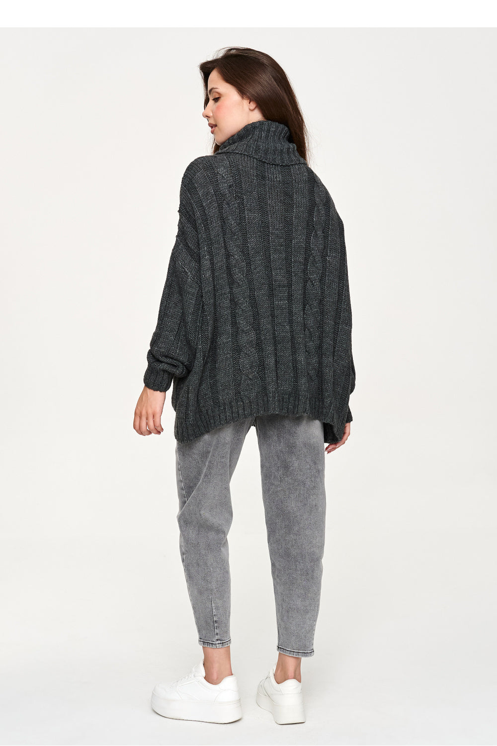 Rollkragenpullover model 232050 Makadamia