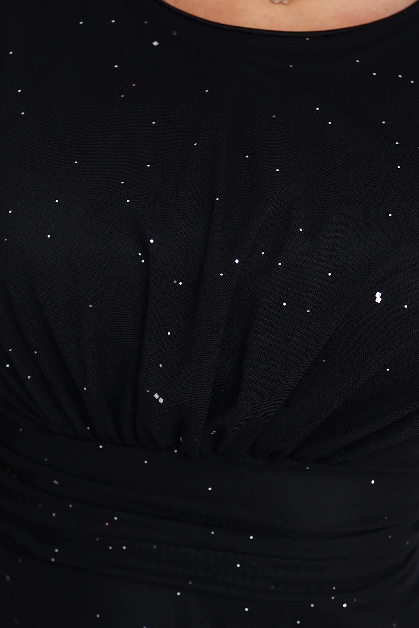679-4 AVELINE Langes Maxikleid mit Glitzertüll und rundem Ausschnitt