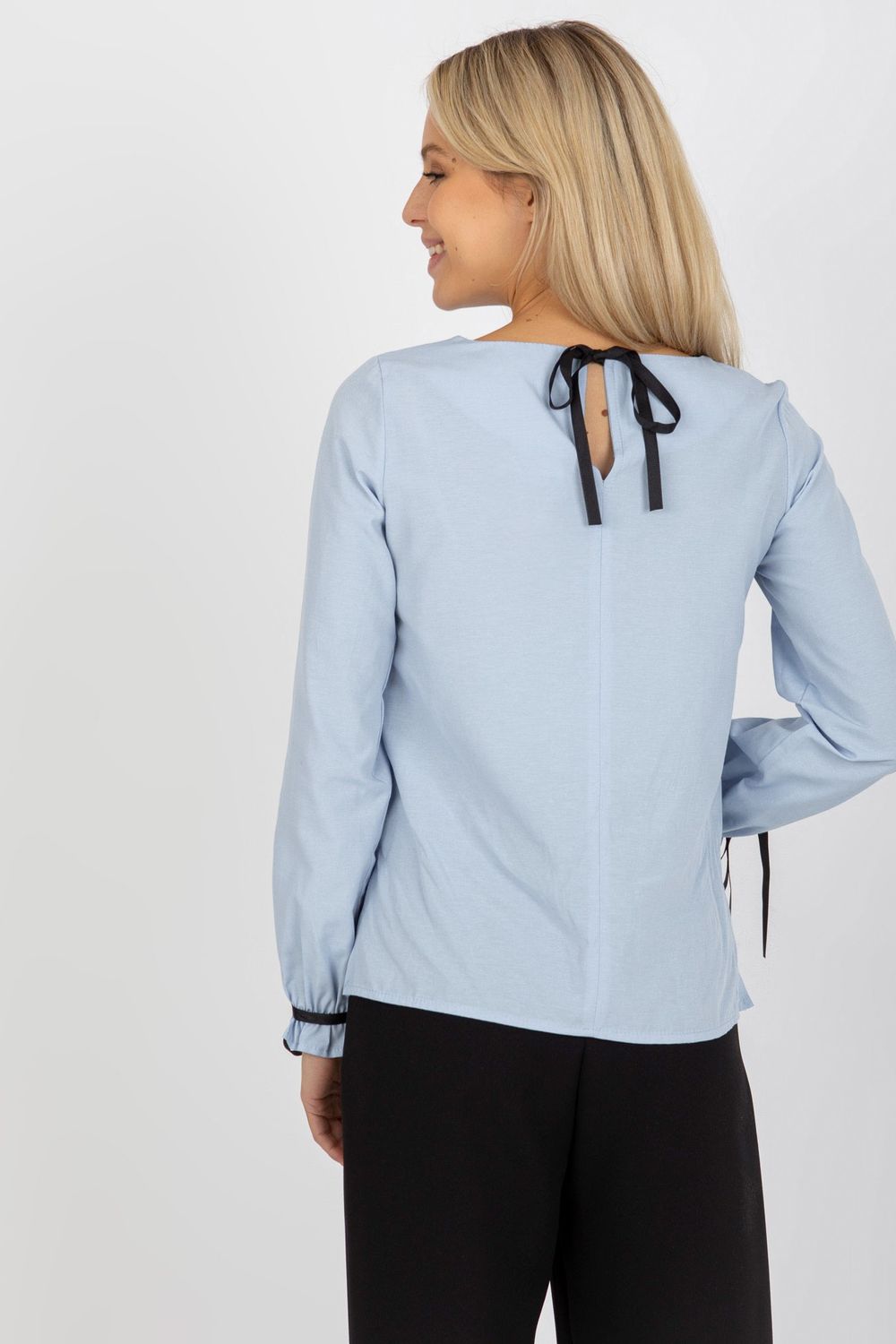 Blouse model 174463 Lakerta