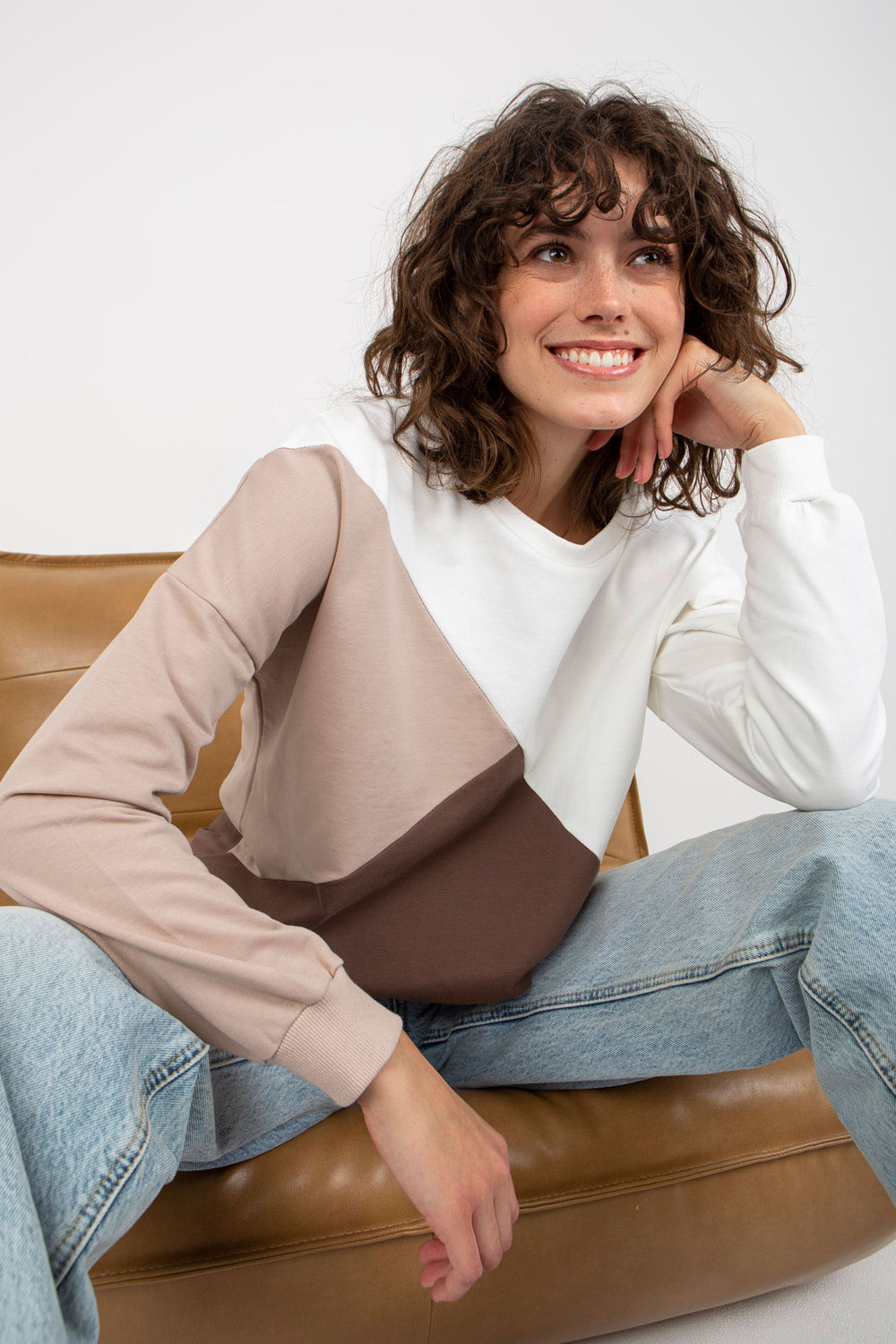 Sweater model 175192 Relevance