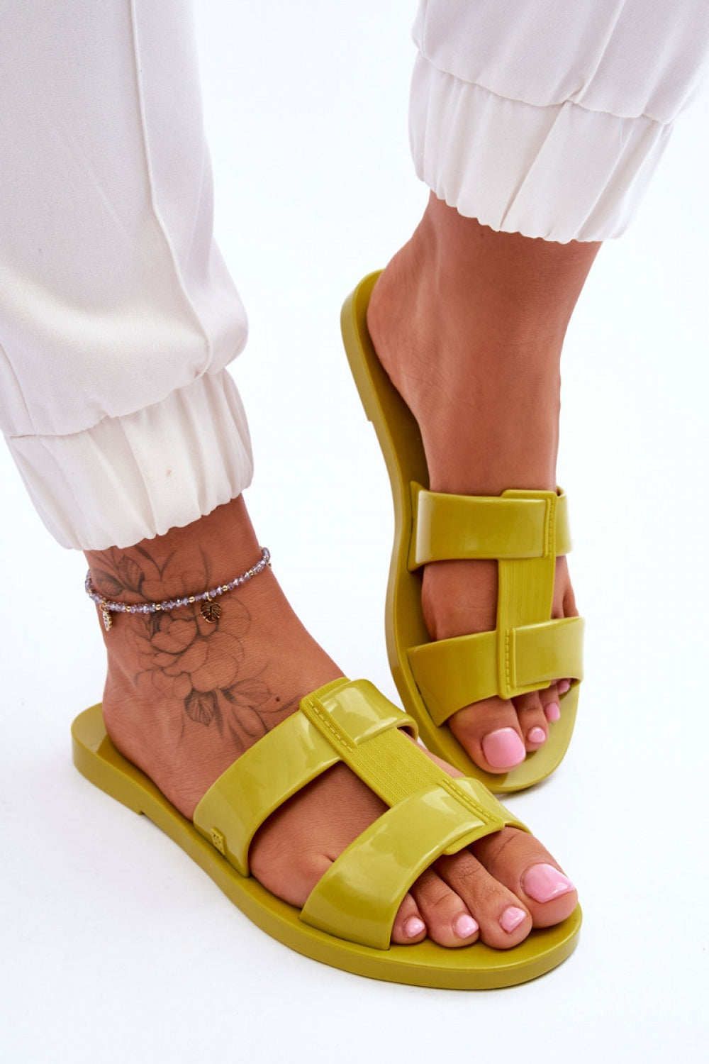 Slippers model 178353 Step in style