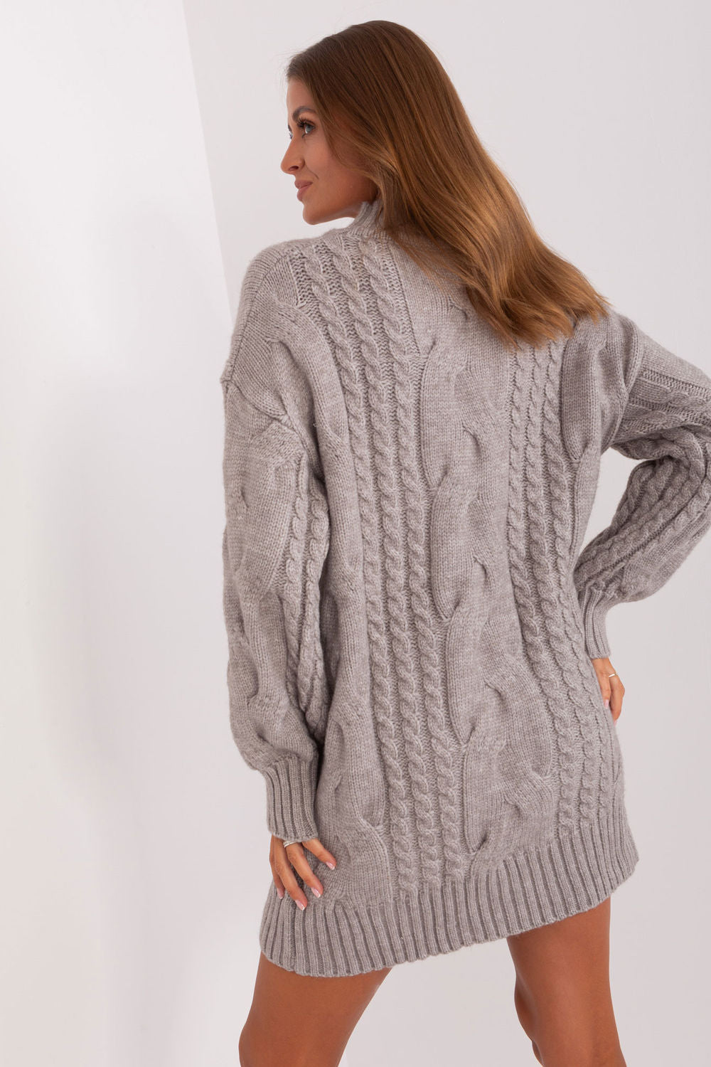 Long sweater model 185737 AT