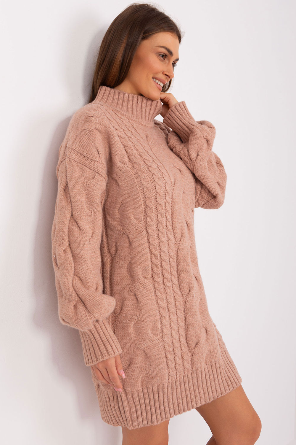 Long sweater model 185741 AT