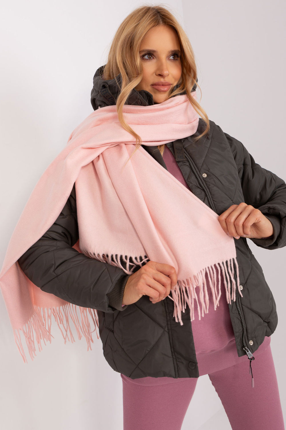 Scarf model 187602 AT