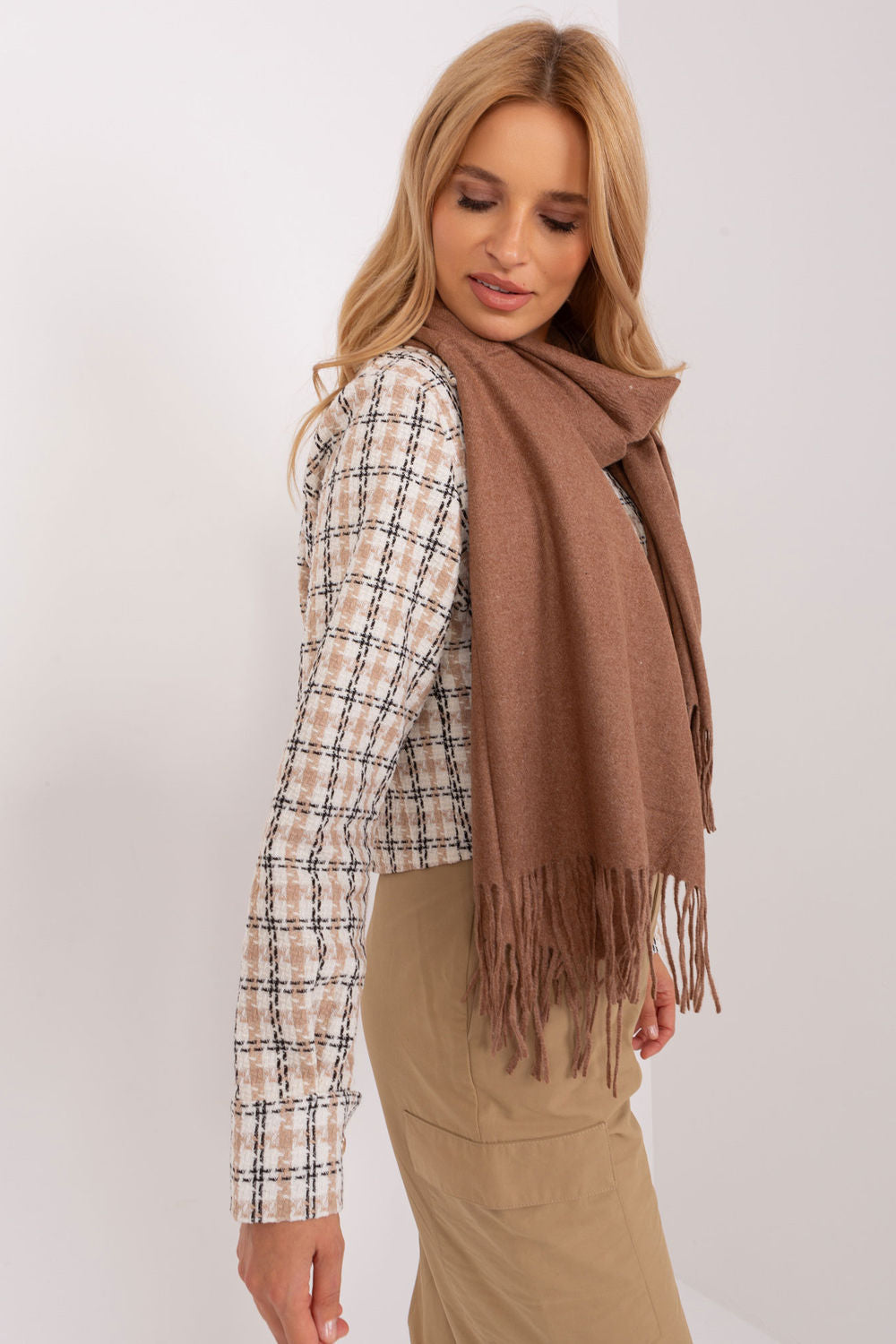 Scarf model 187605 AT
