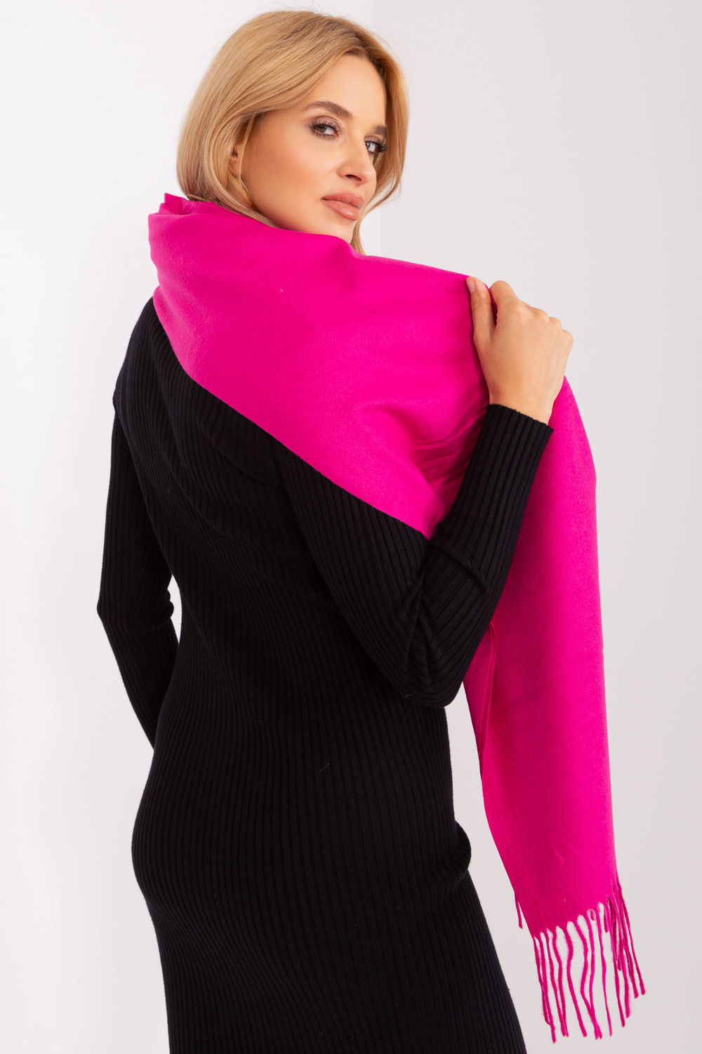 Scarf model 187612 AT