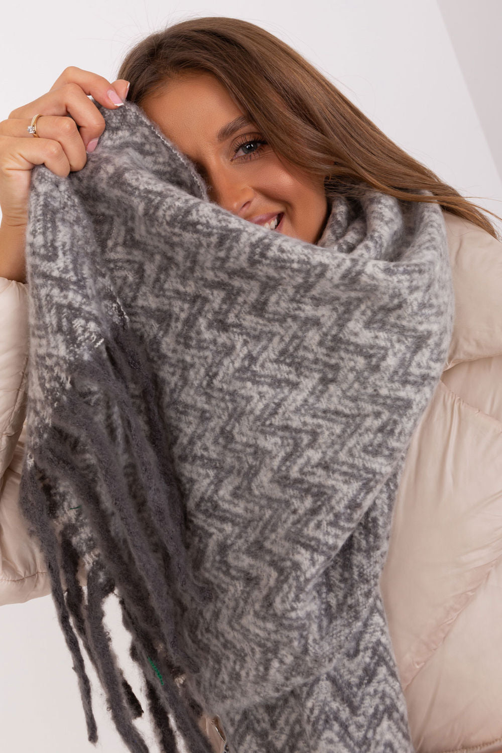 Scarf model 189240 AT