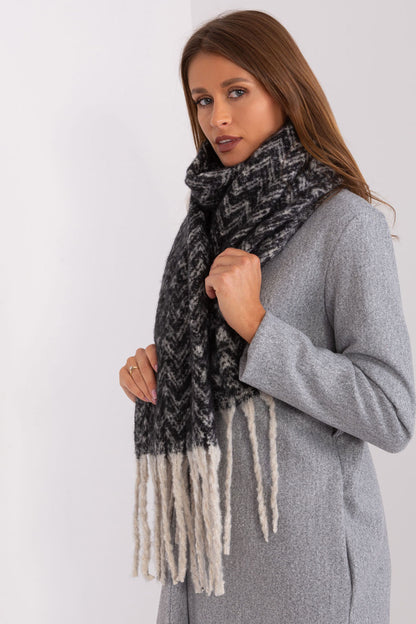Scarf model 189245 AT