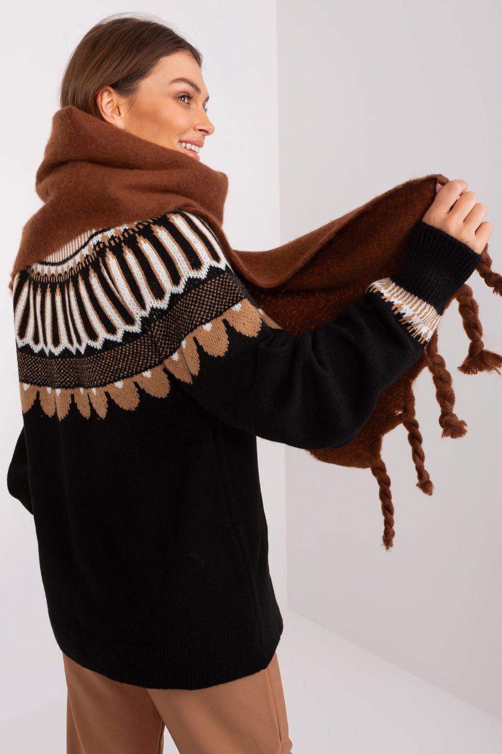 Scarf model 189885 AT