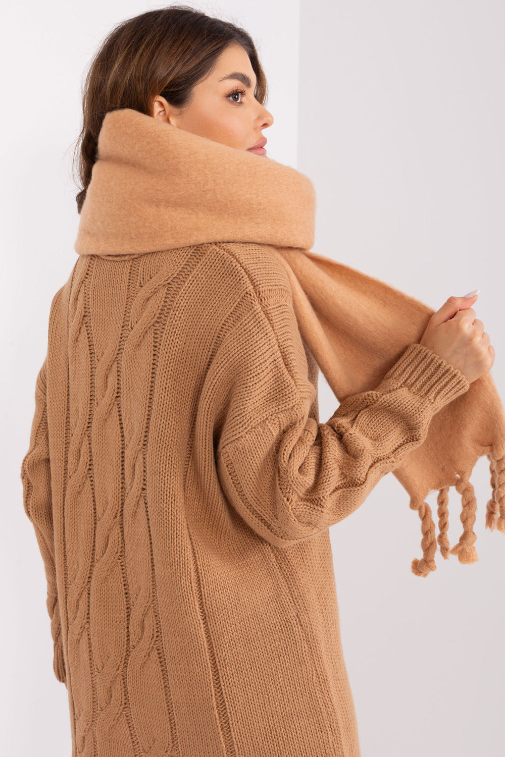 Scarf model 190154 AT