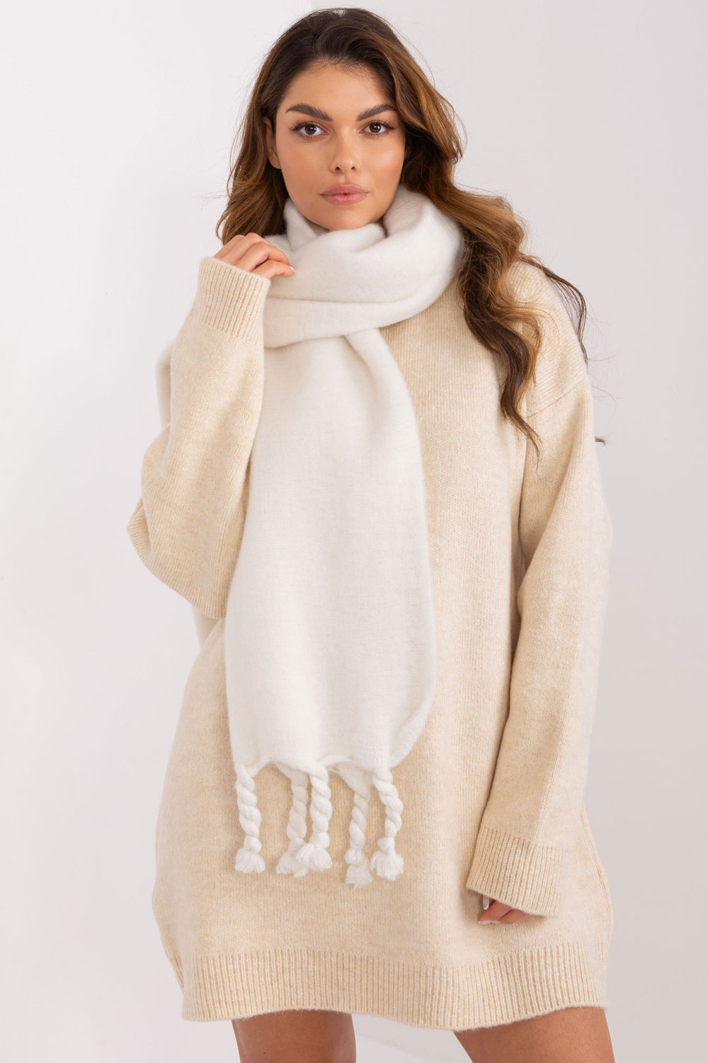 Scarf model 190156 AT