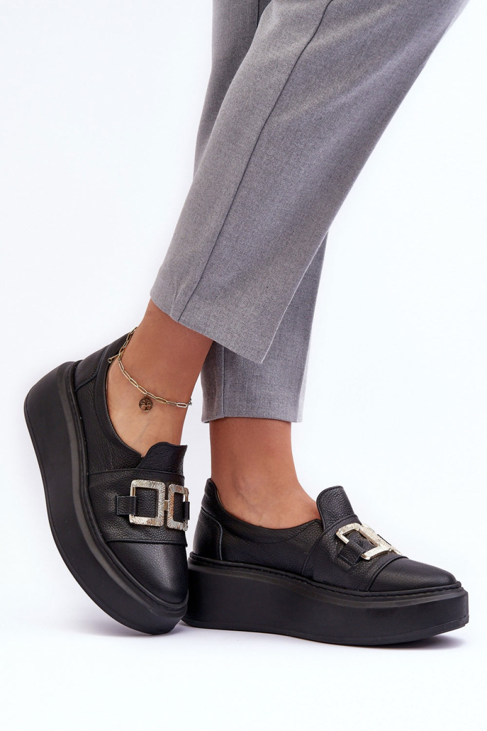 Low shoes model 190174 Step in style