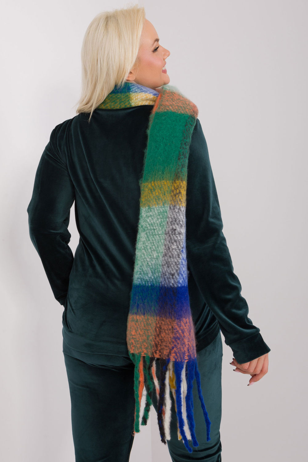 Scarf model 190539 AT