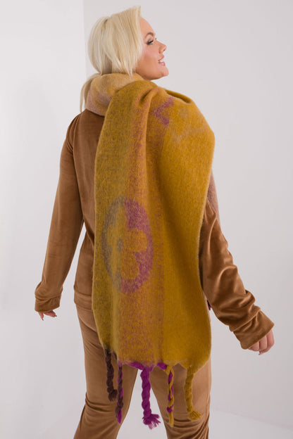 Scarf model 190543 AT