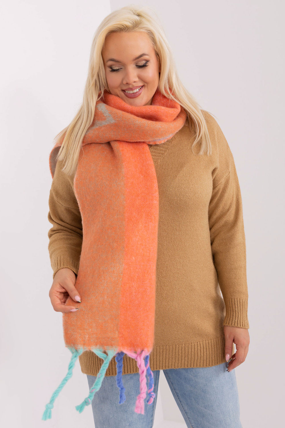 Scarf model 190544 AT