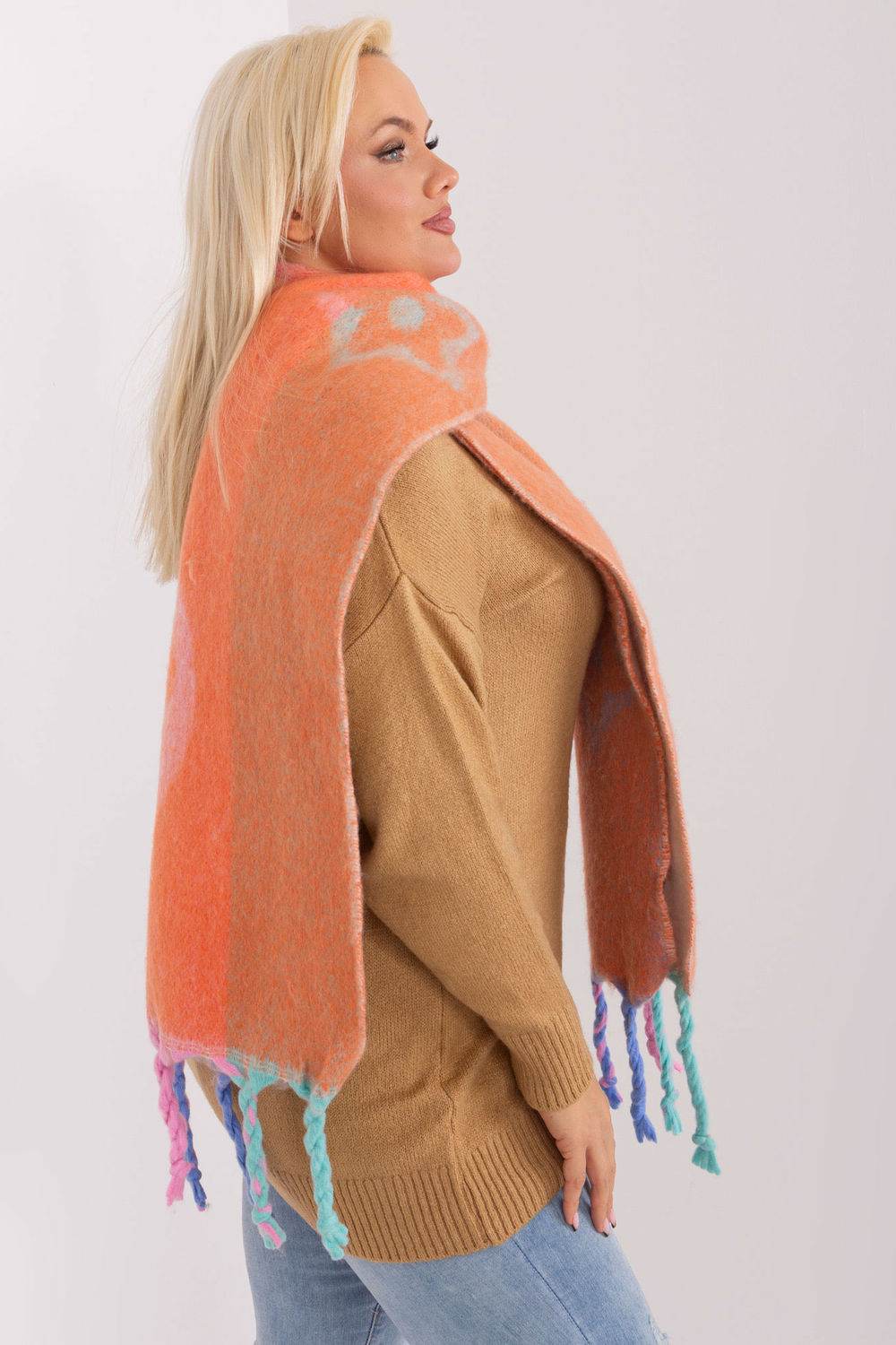 Scarf model 190544 AT