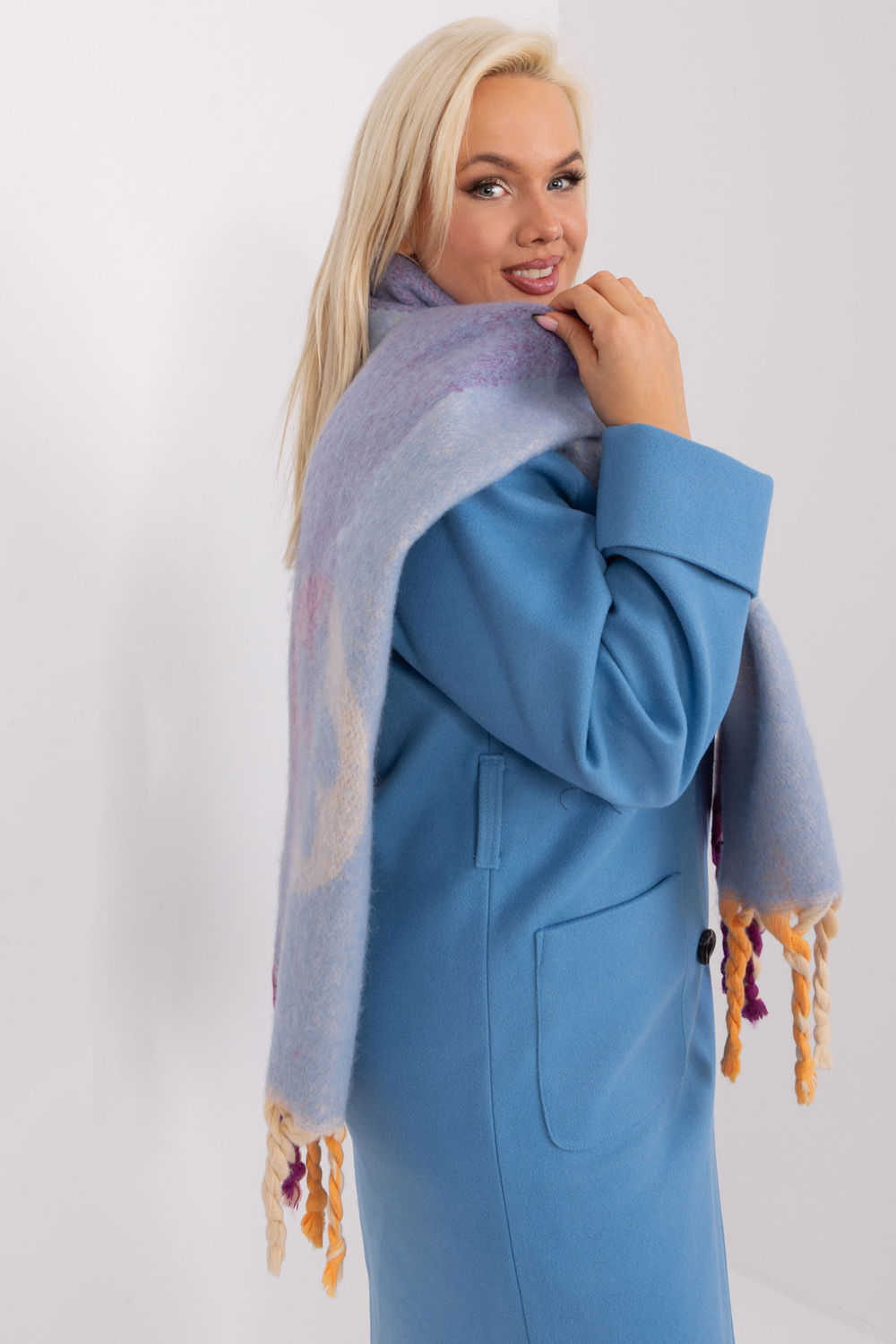 Scarf model 190548 AT