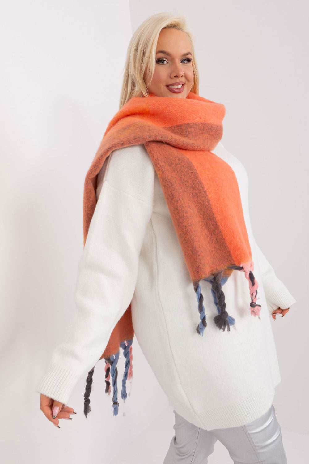 Scarf model 190551 AT