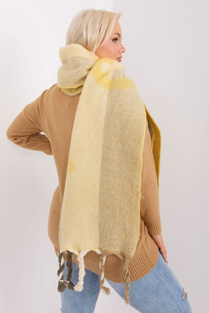 Scarf model 190554 AT