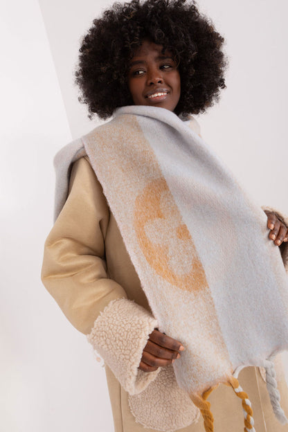 Scarf model 190559 AT