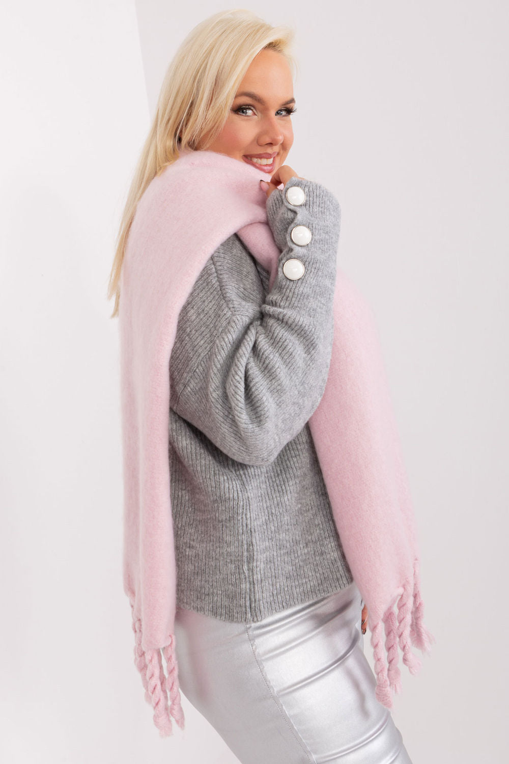 Scarf model 190571 AT