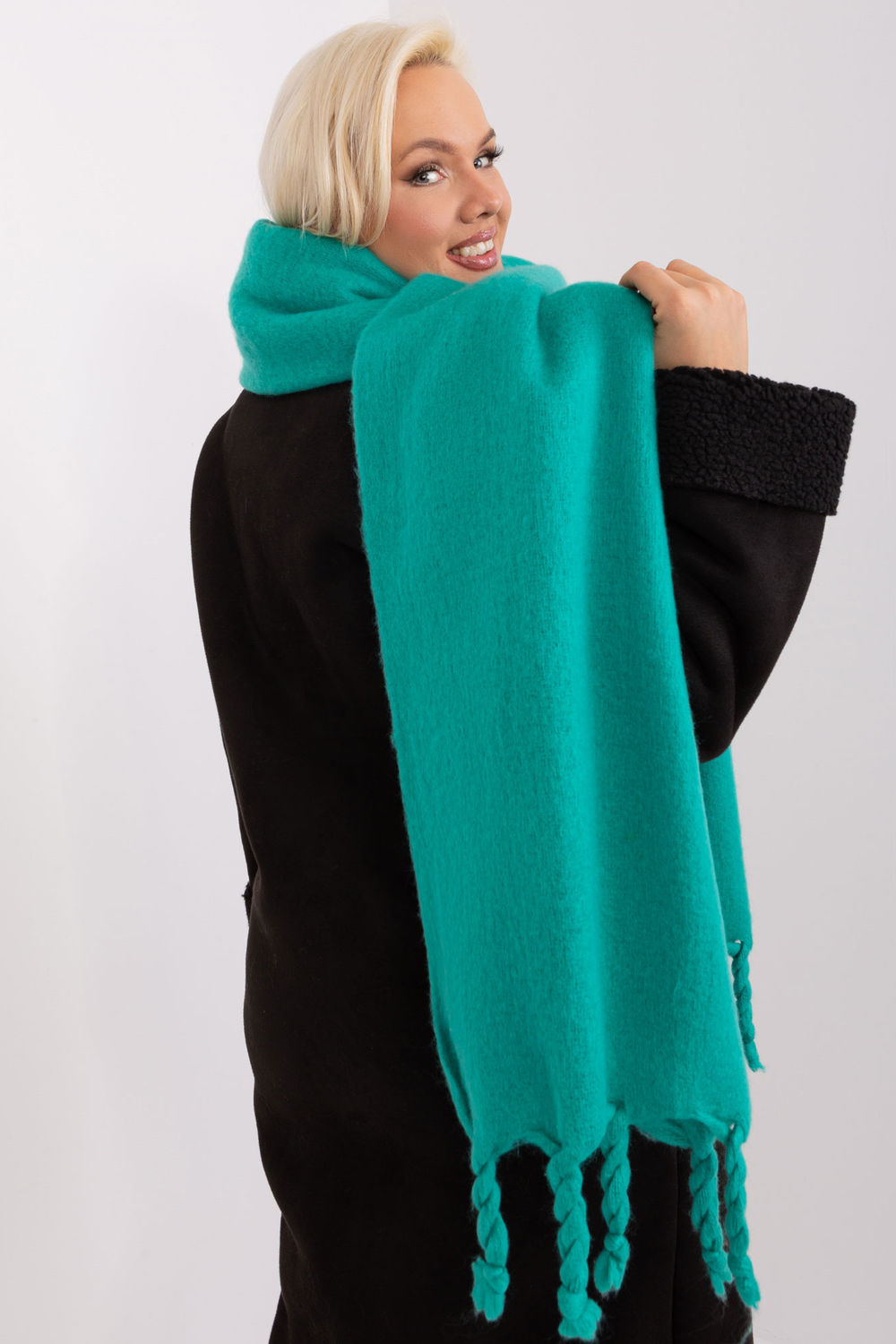 Scarf model 190572 AT
