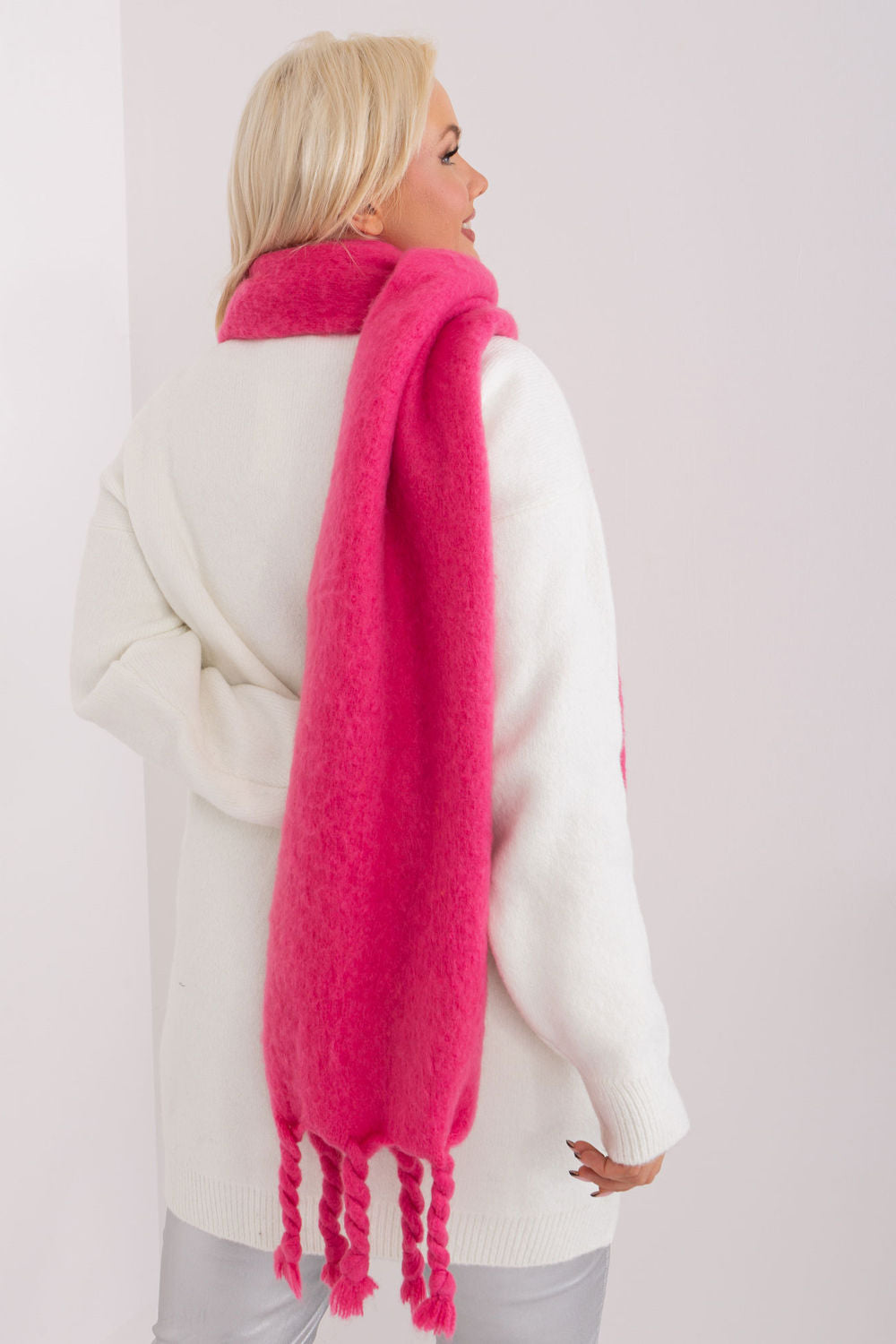 Scarf model 190573 AT