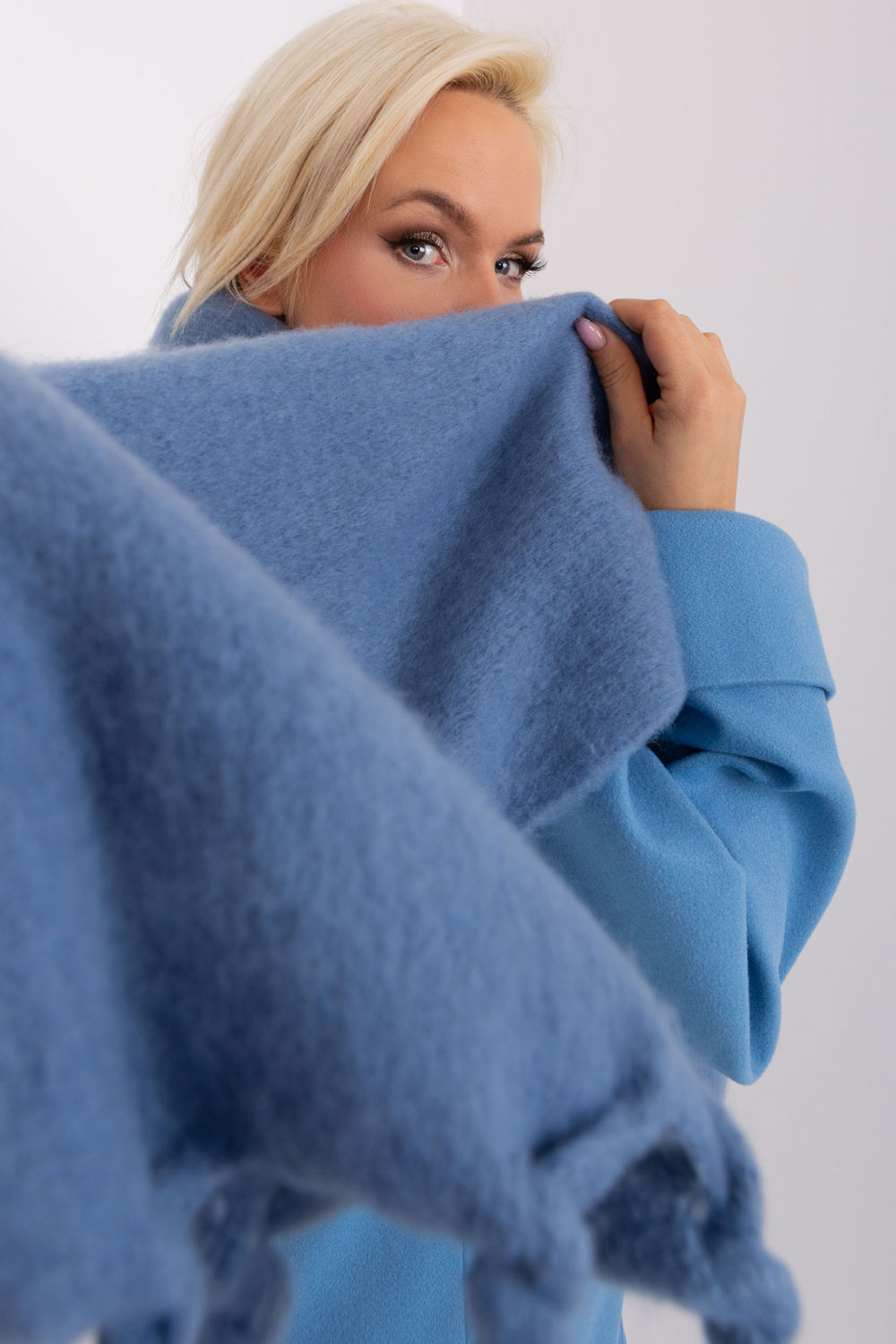 Scarf model 190575 AT
