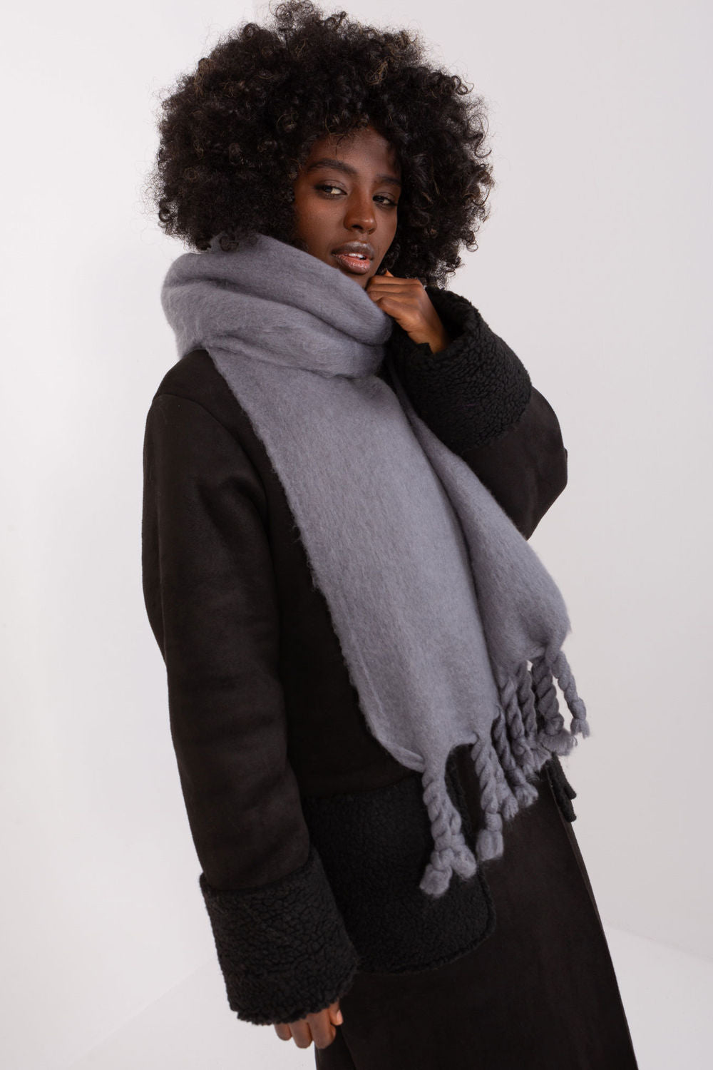 Scarf model 190582 AT