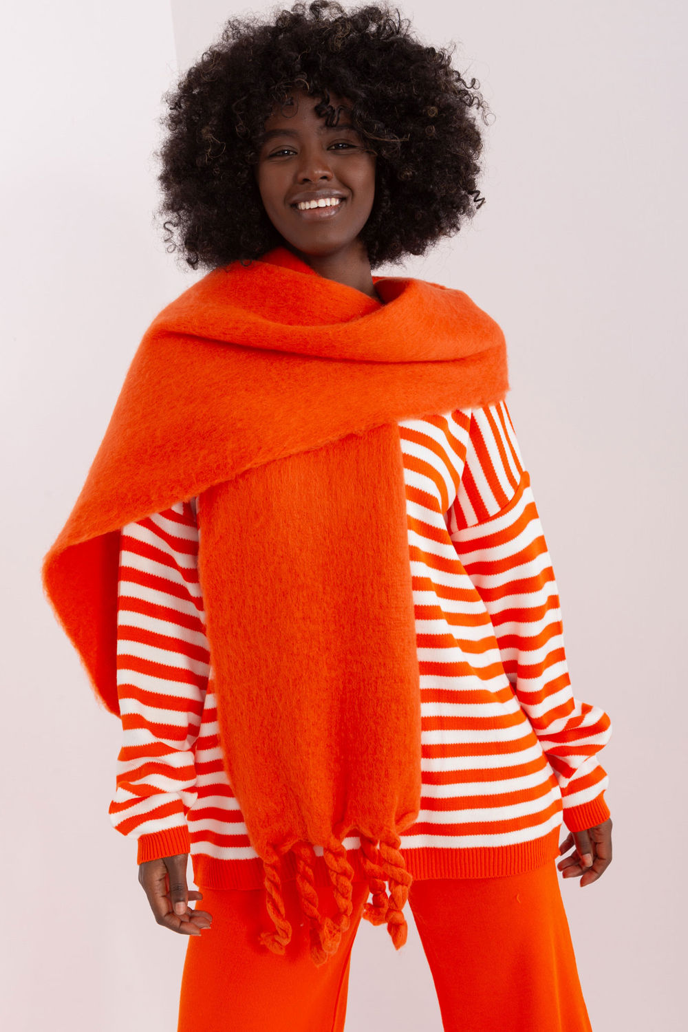 Scarf model 190587 AT