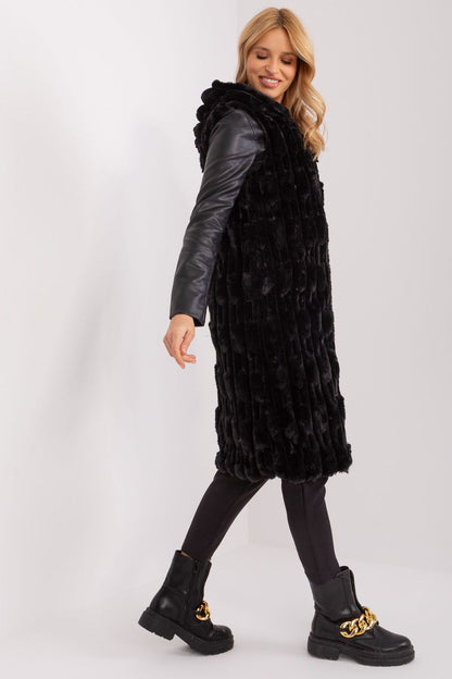 Vest model 190866 AT