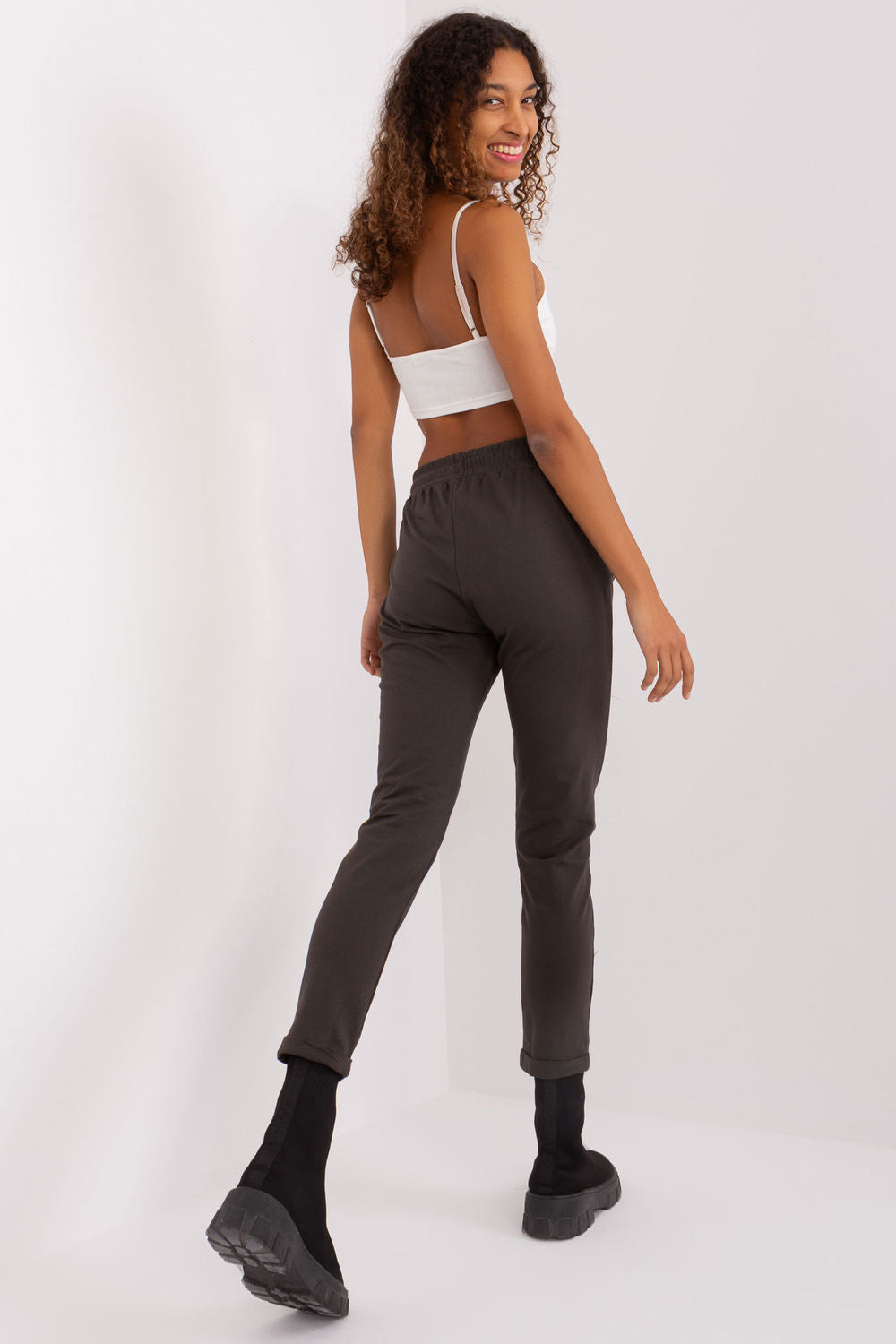 Sweatpants model 191219 Relevance
